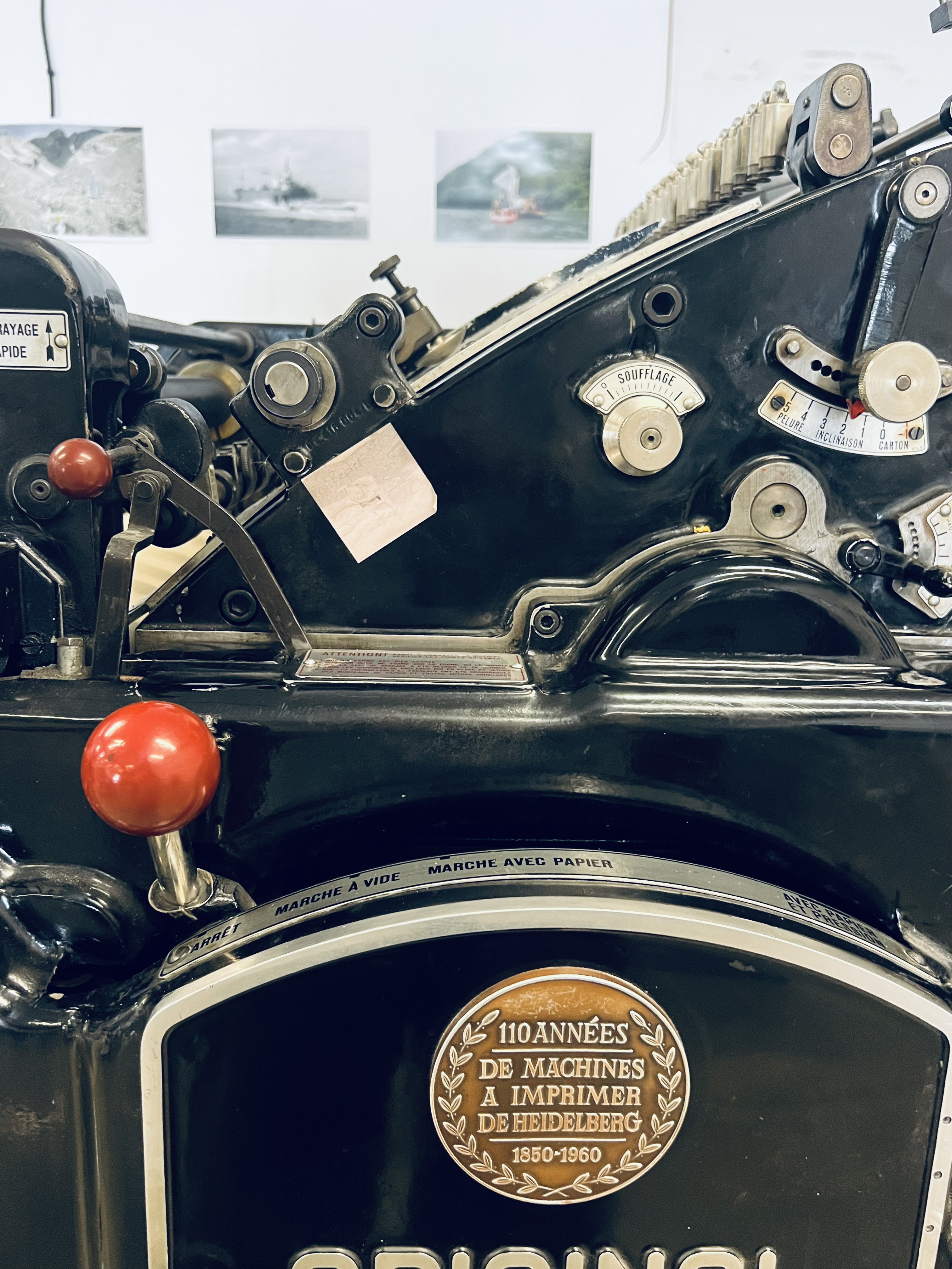 Vue intérieure de l'atelier d'impression